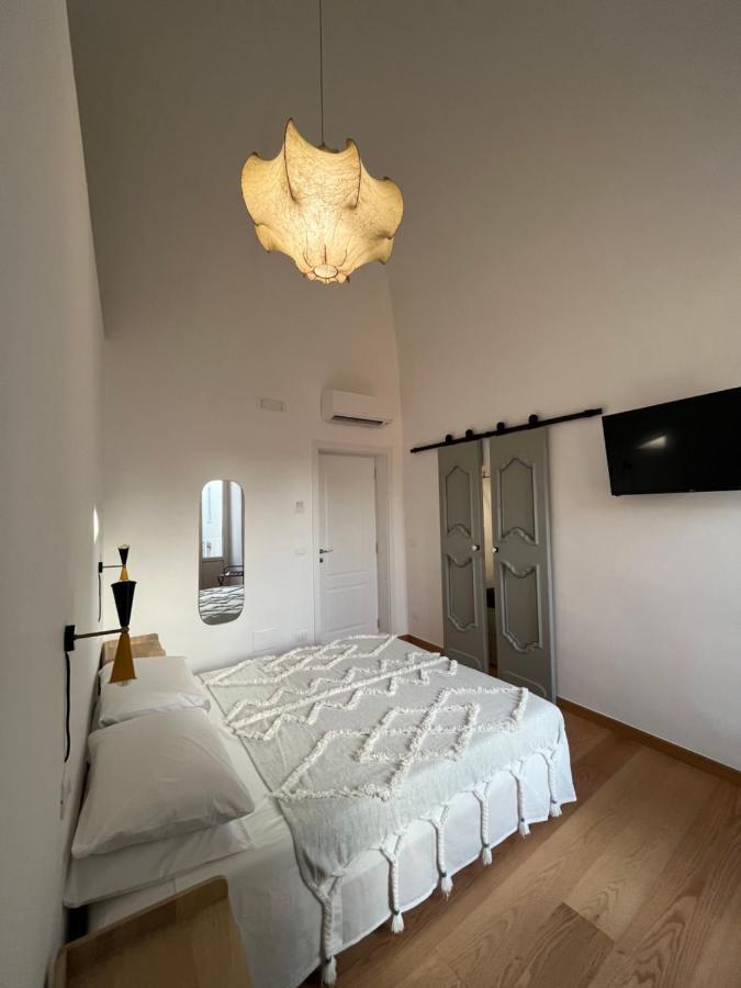 Palazzo Lamantea Boutique Rooms Бишелье Экстерьер фото