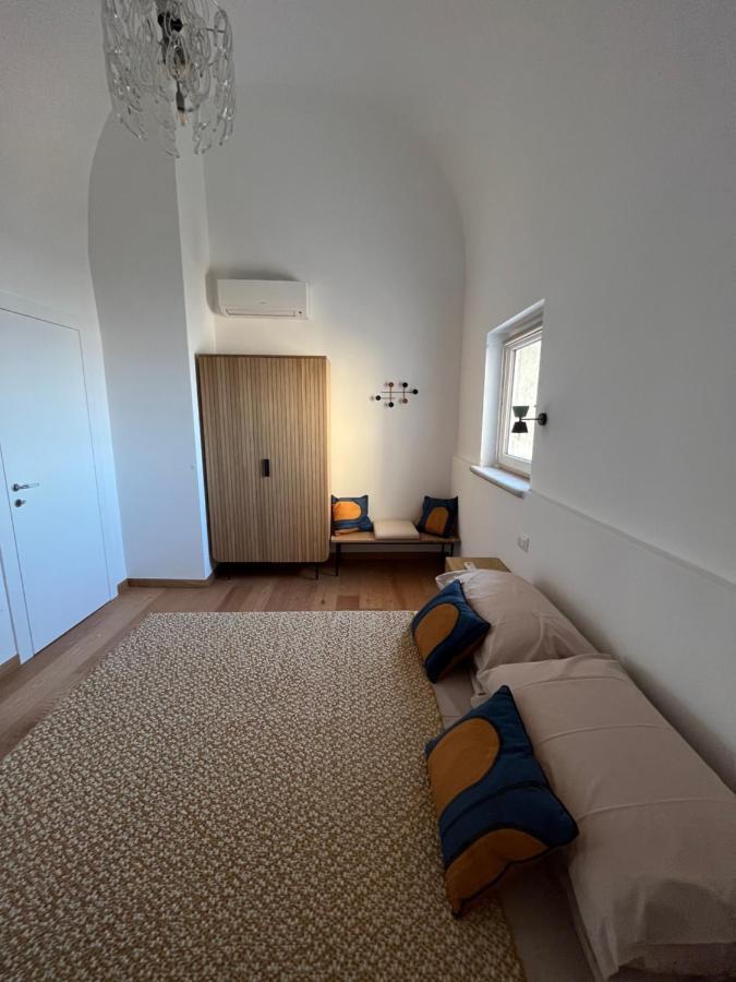 Palazzo Lamantea Boutique Rooms Бишелье Экстерьер фото